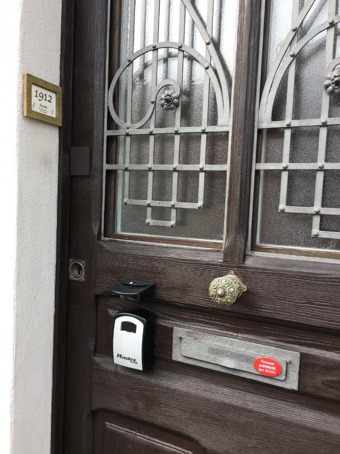 1912 - Wooden Room - Old Town Locarno Exterior foto